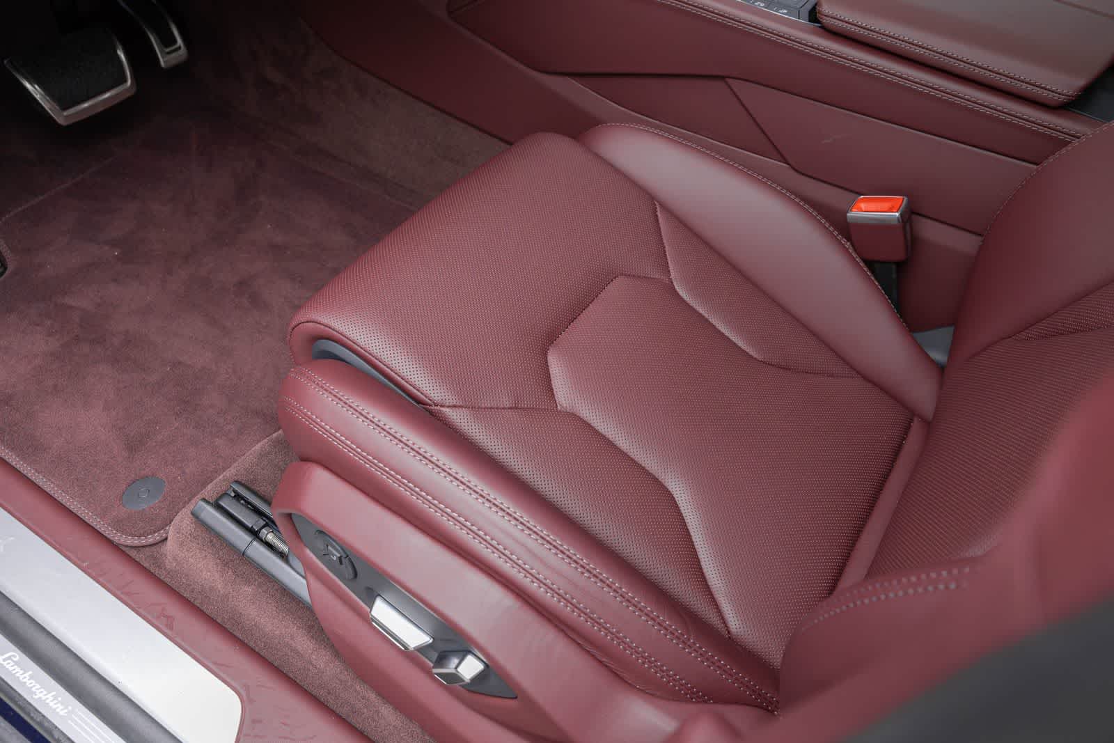 2026 Lamborghini Urus SE