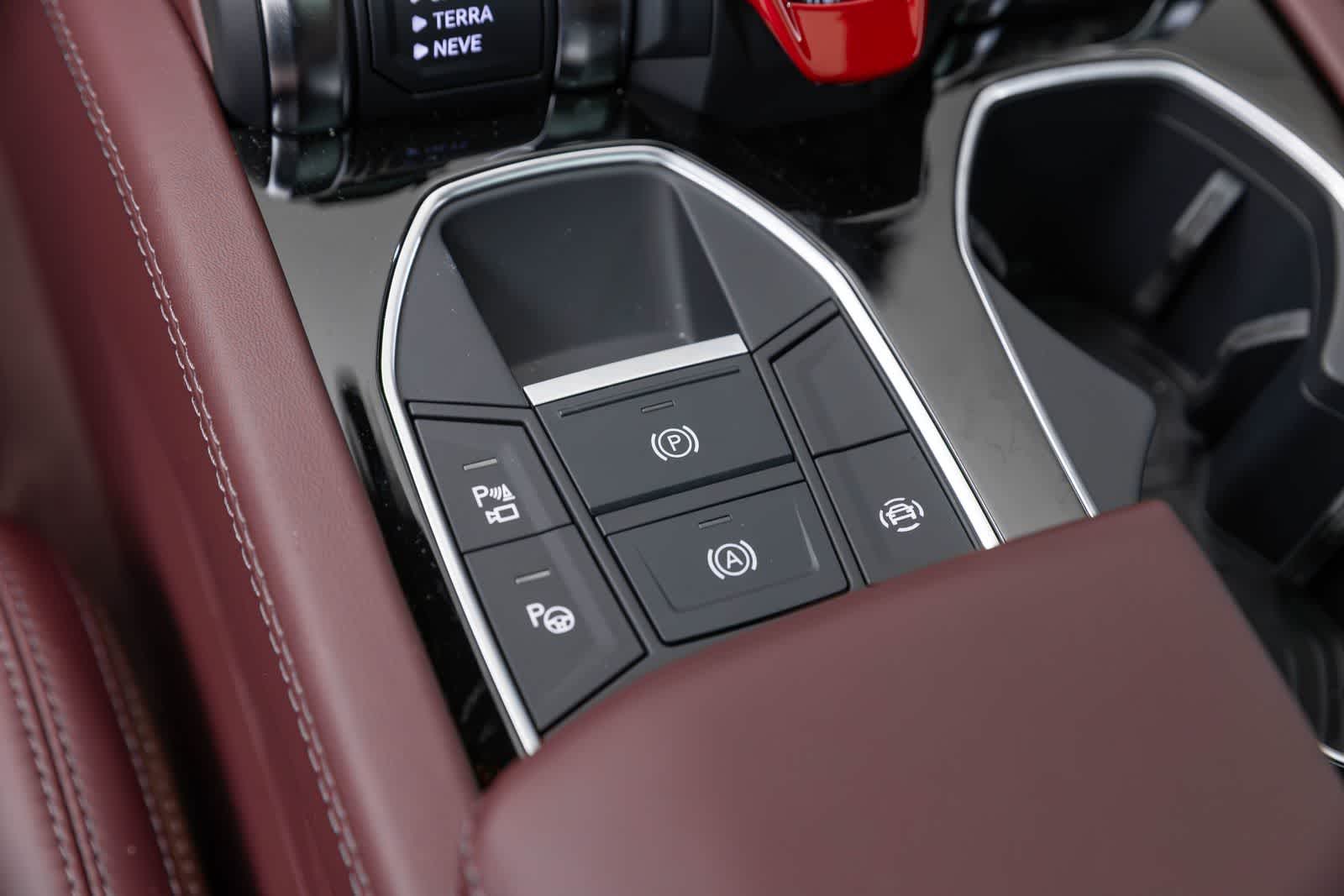 2026 Lamborghini Urus SE