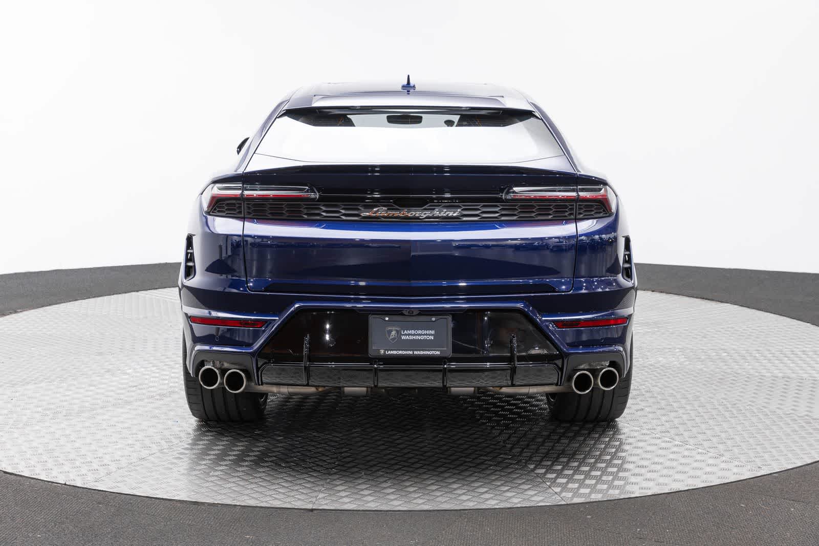 2026 Lamborghini Urus SE