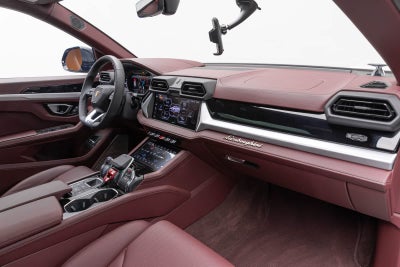 2026 Lamborghini Urus SE
