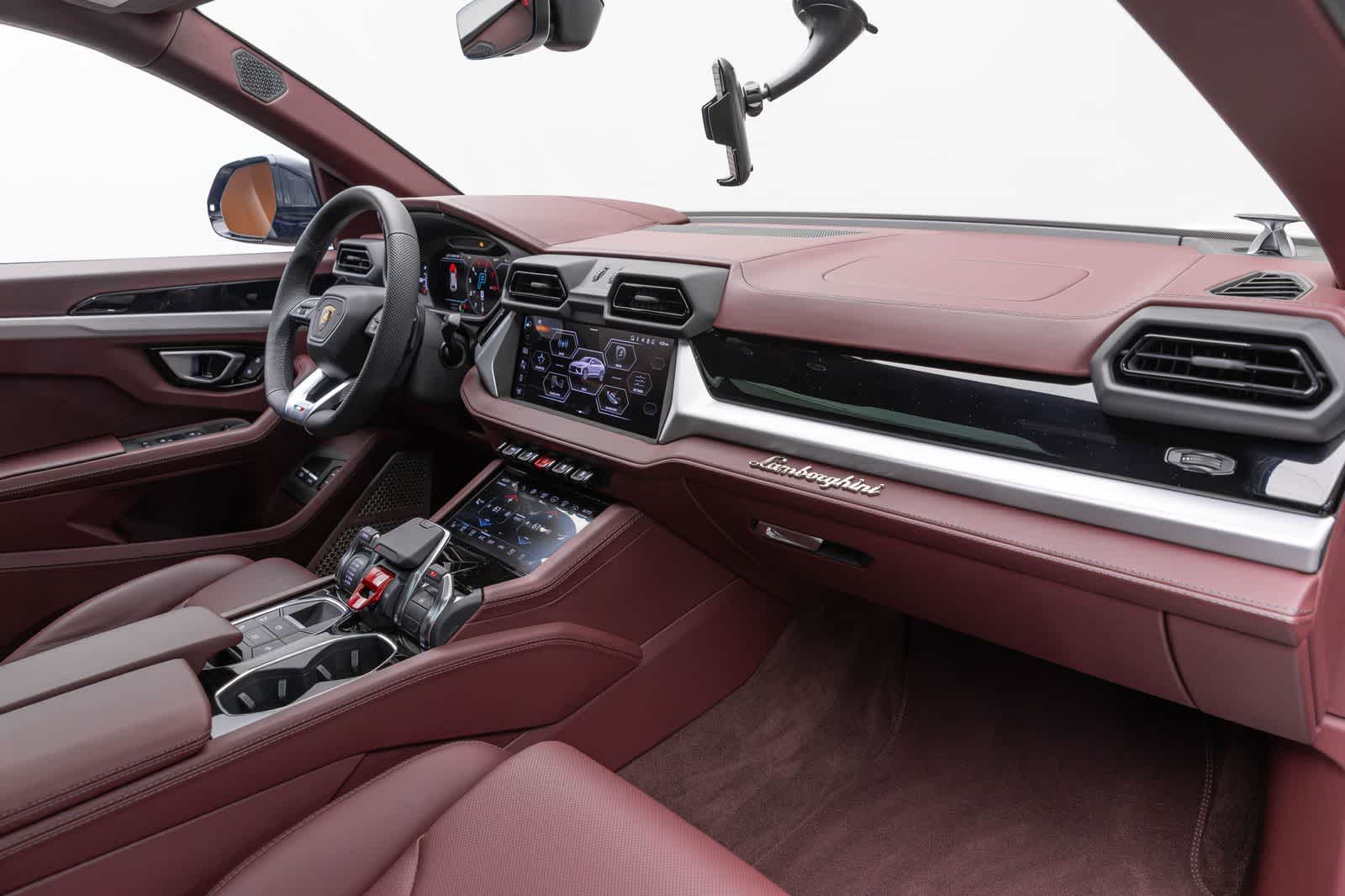 2026 Lamborghini Urus SE