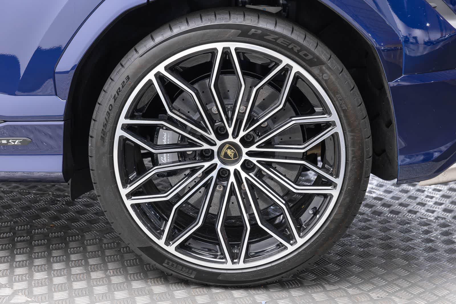 2026 Lamborghini Urus SE