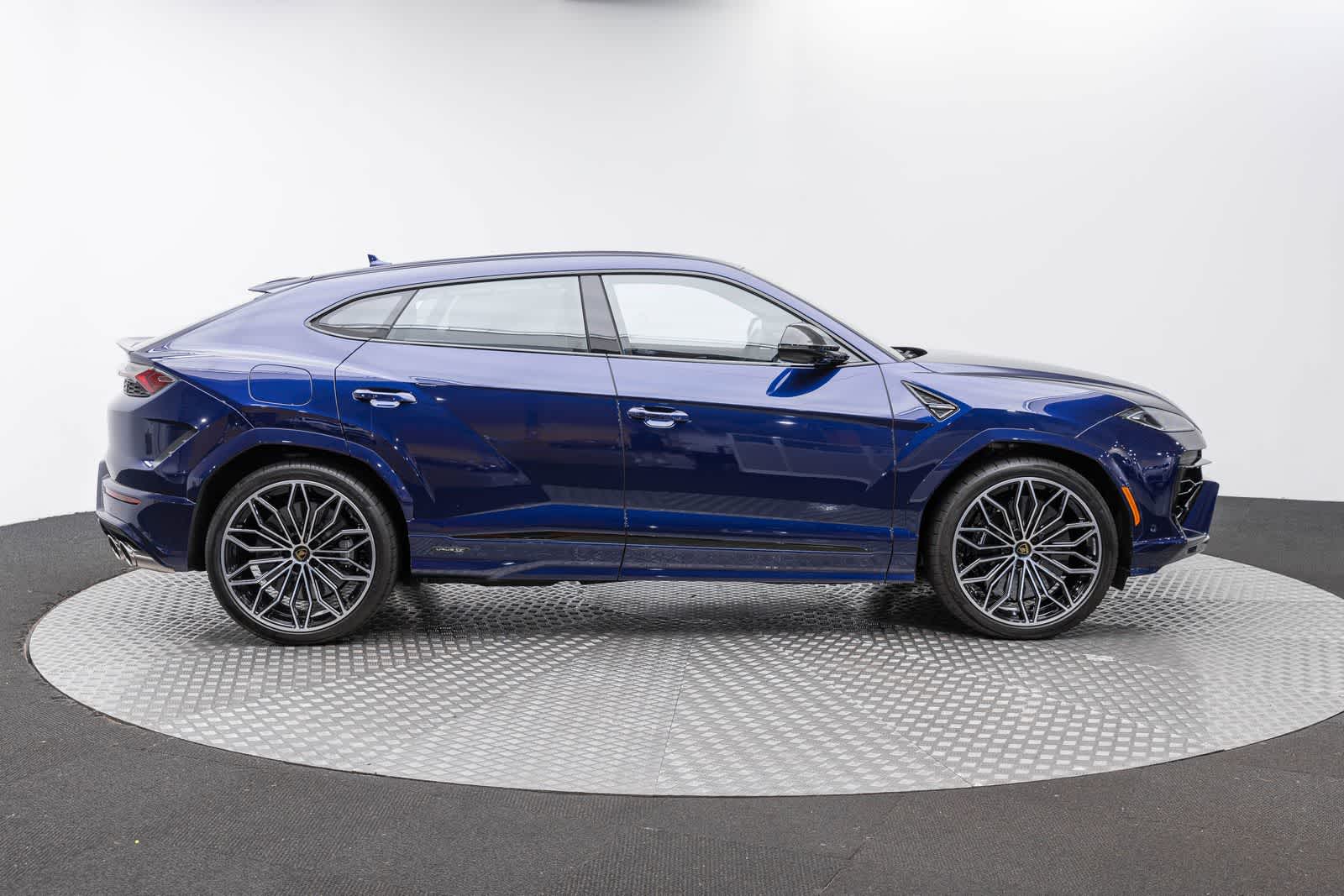 2026 Lamborghini Urus SE