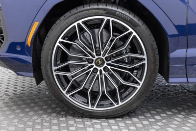 2026 Lamborghini Urus SE