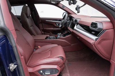 2026 Lamborghini Urus SE