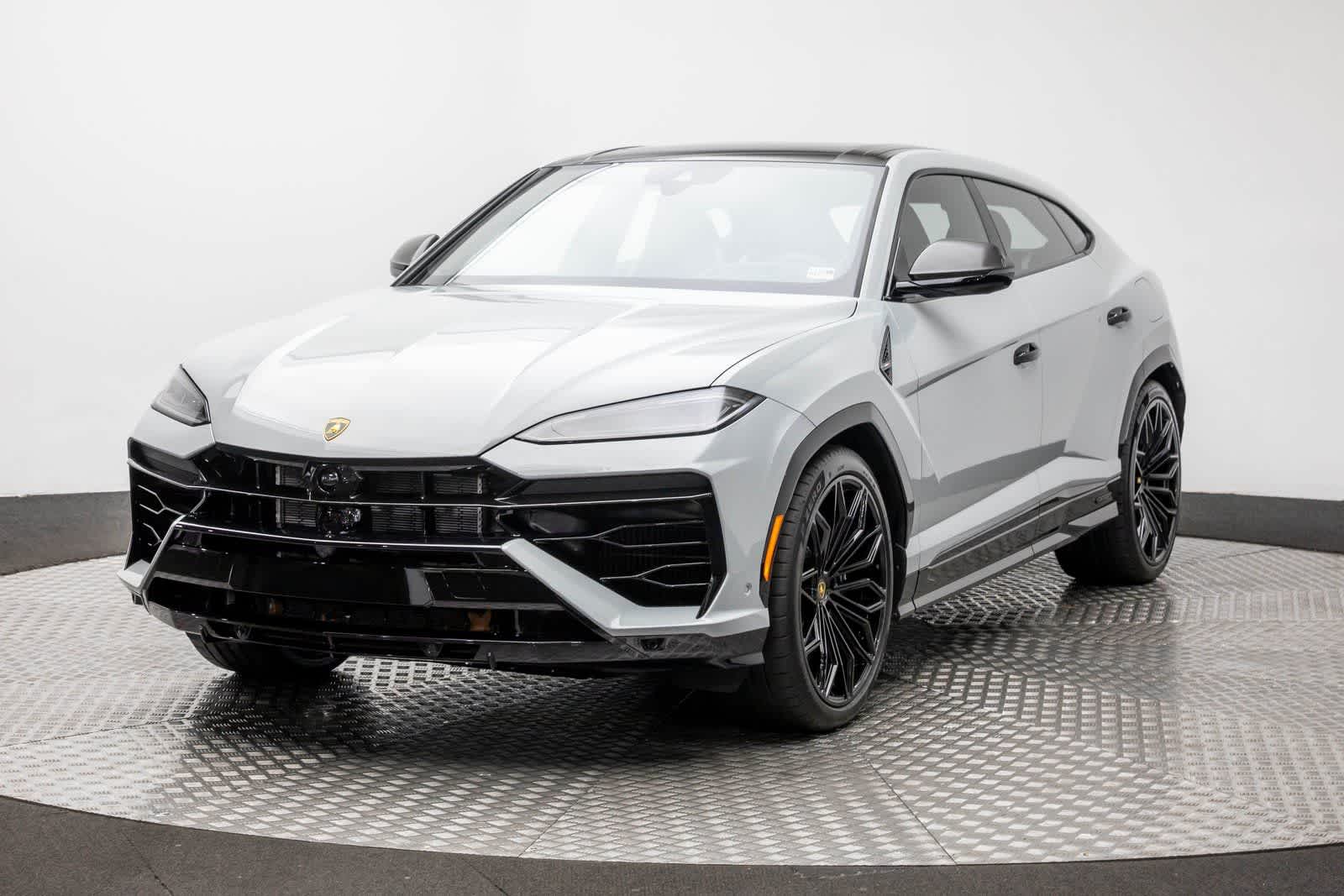 2025 Lamborghini Urus SE