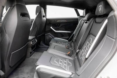 2025 Lamborghini Urus SE