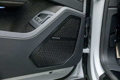 2025 Lamborghini Urus SE