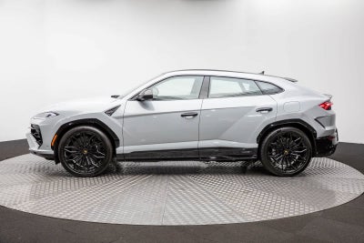 2025 Lamborghini Urus SE