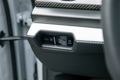 2025 Lamborghini Urus SE