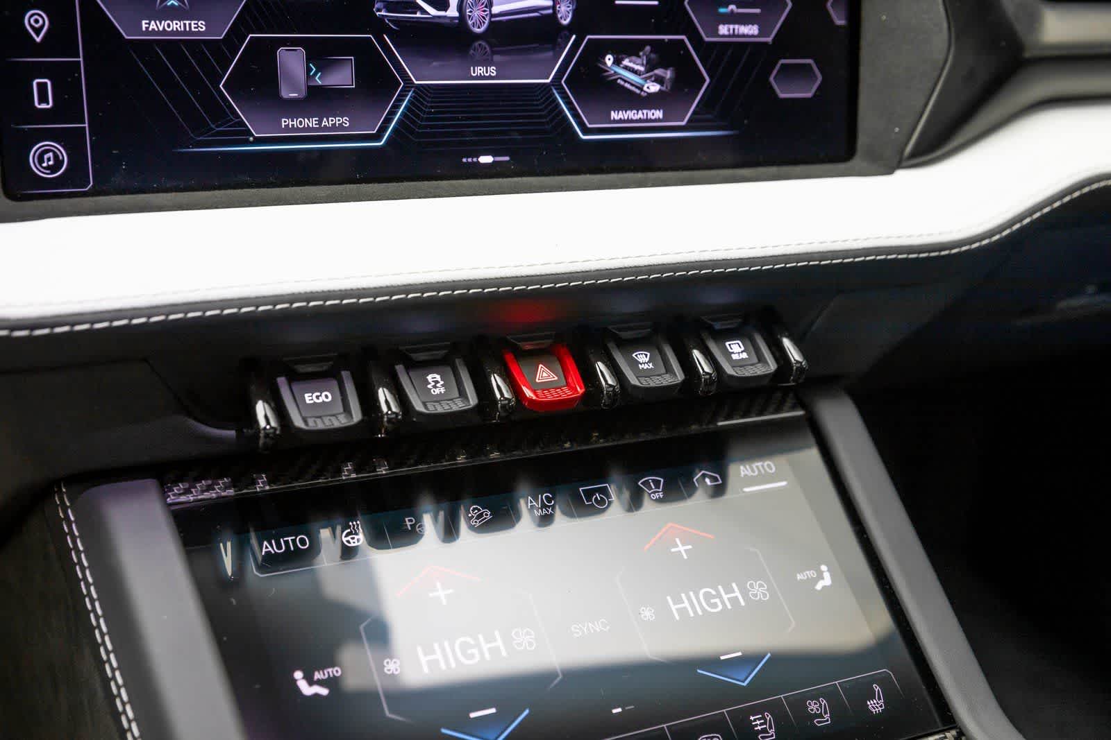 2025 Lamborghini Urus SE