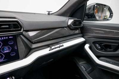 2025 Lamborghini Urus SE