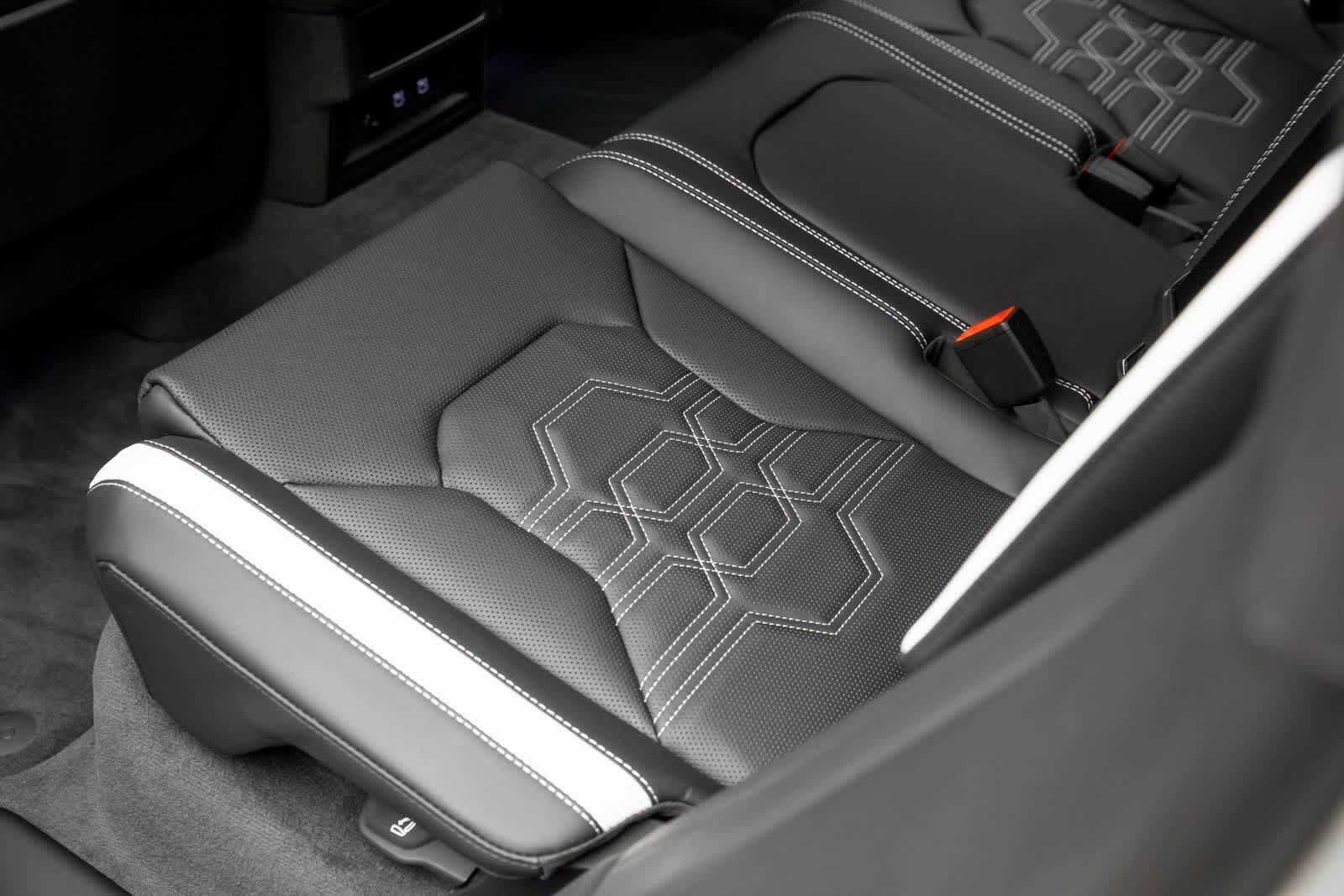 2025 Lamborghini Urus SE