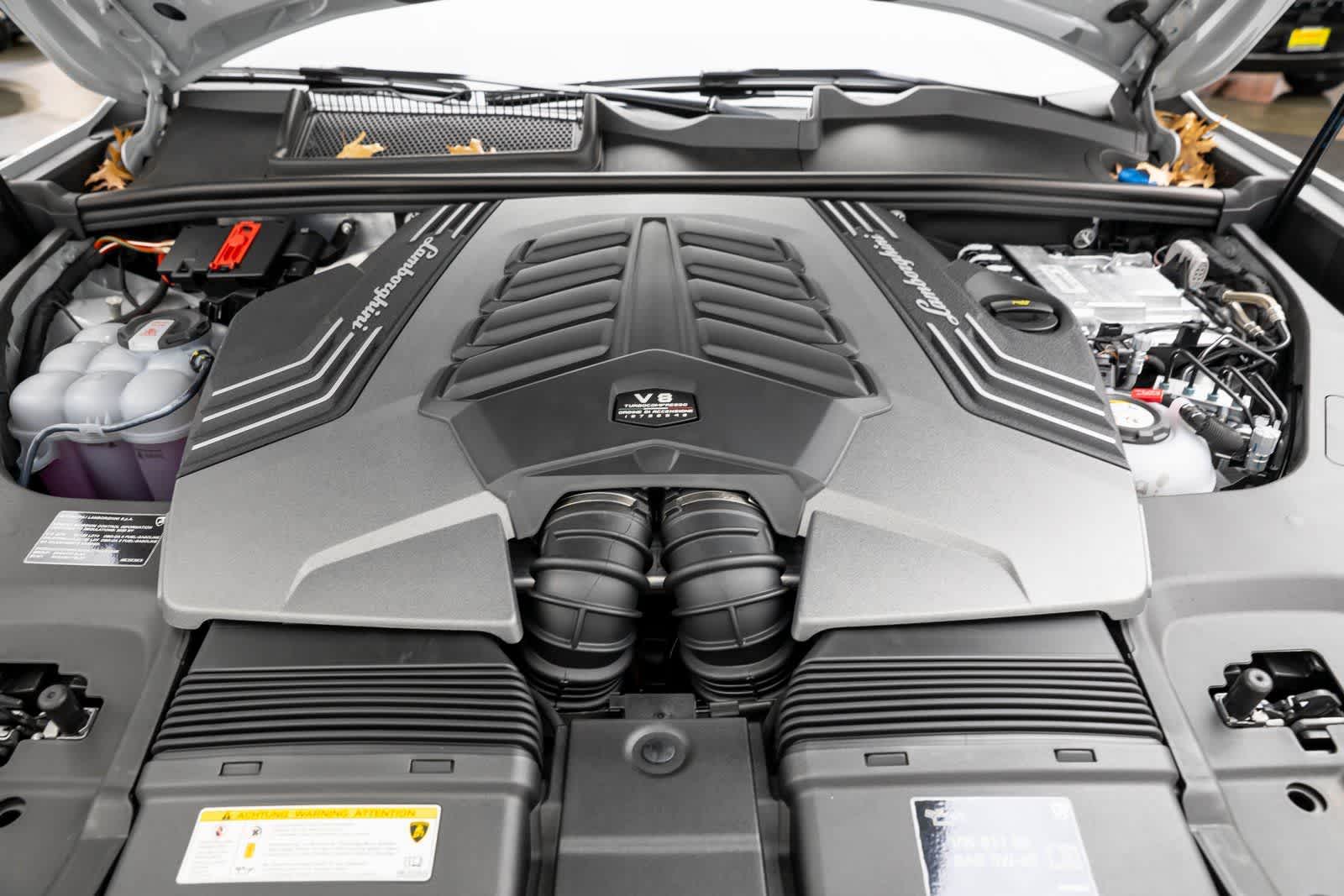 2025 Lamborghini Urus SE
