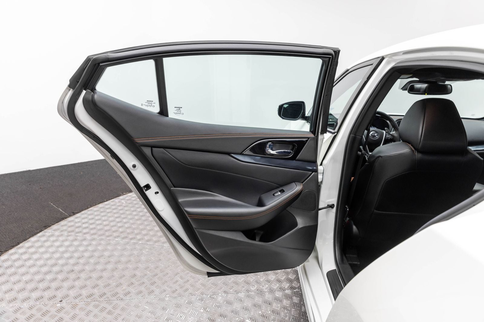 2021 Nissan Maxima SR