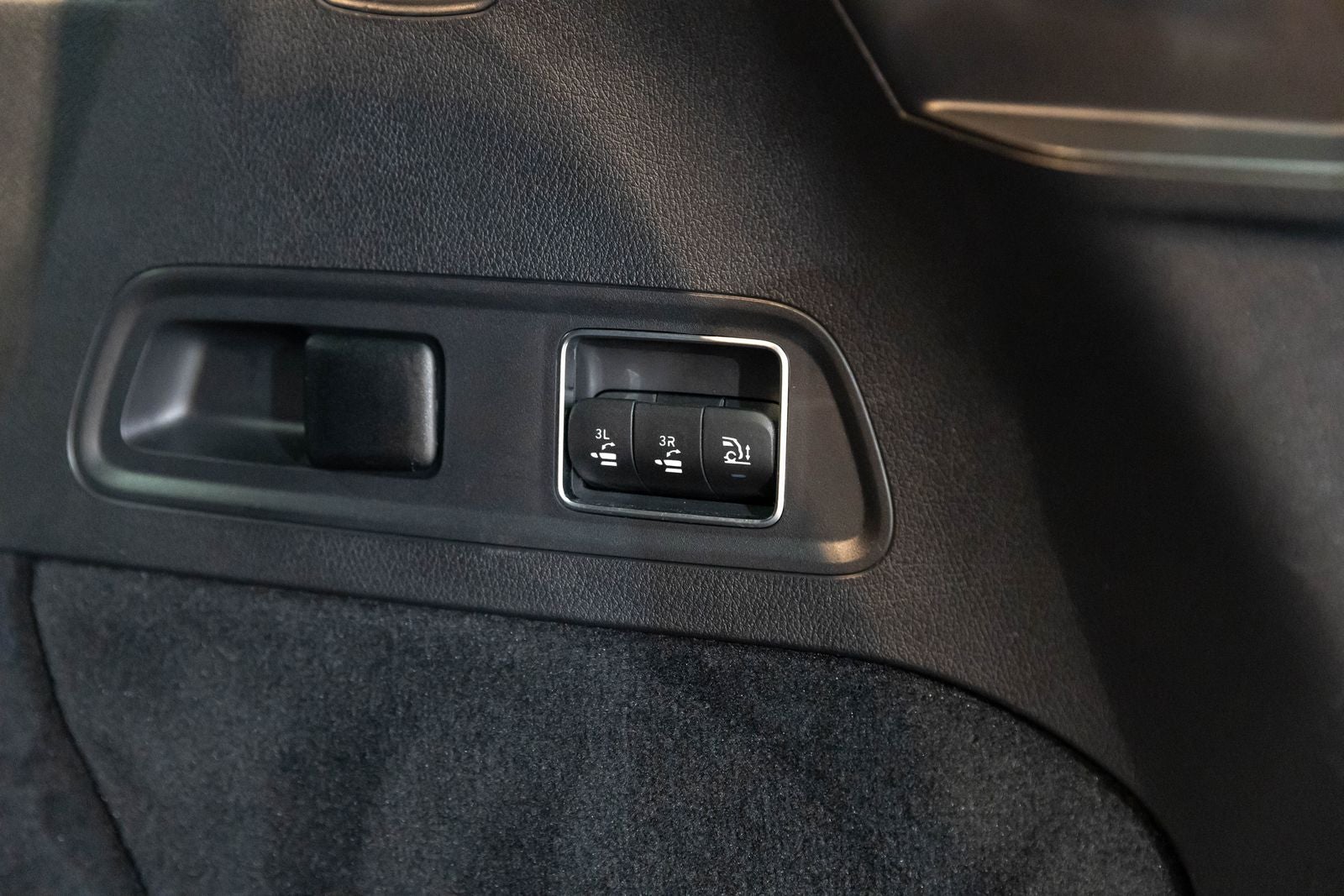 2025 Mercedes-Benz GLS 450 GLS 450