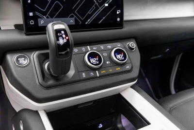 2025 Land Rover Defender S