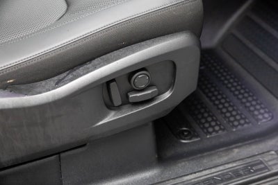 2025 Land Rover Defender S