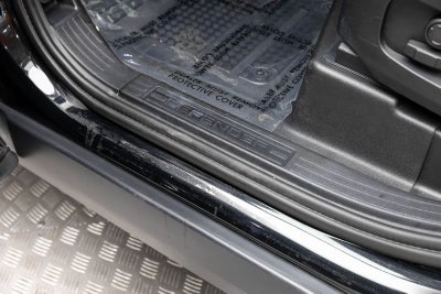 2025 Land Rover Defender S