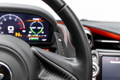 2022 McLaren 720S Spider