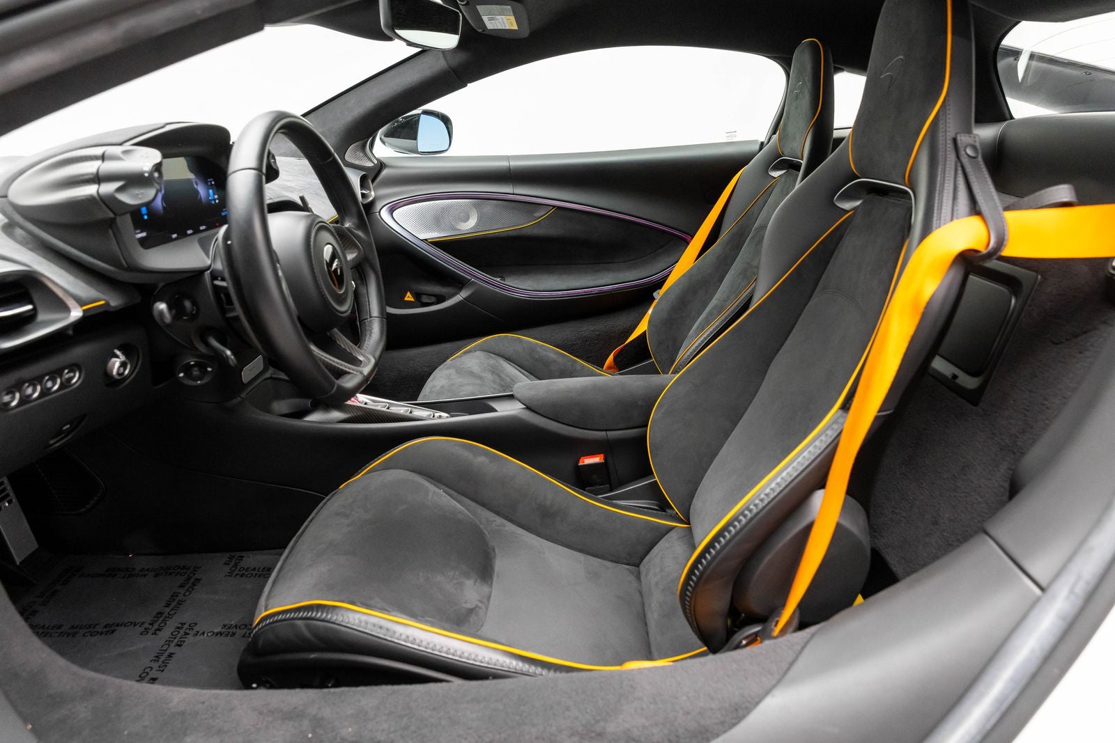 2023 McLaren Artura Coupe