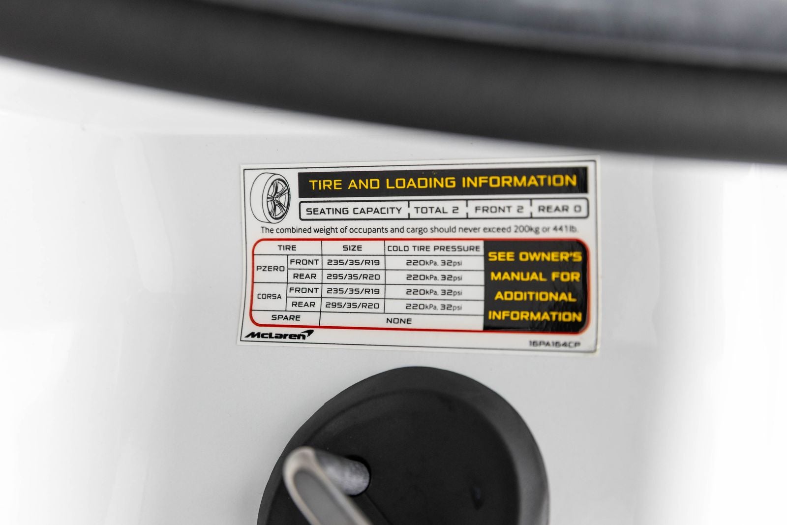 2023 McLaren Artura Coupe