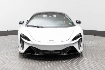 2023 McLaren Artura Coupe