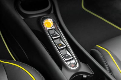 2025 McLaren Artura Spider