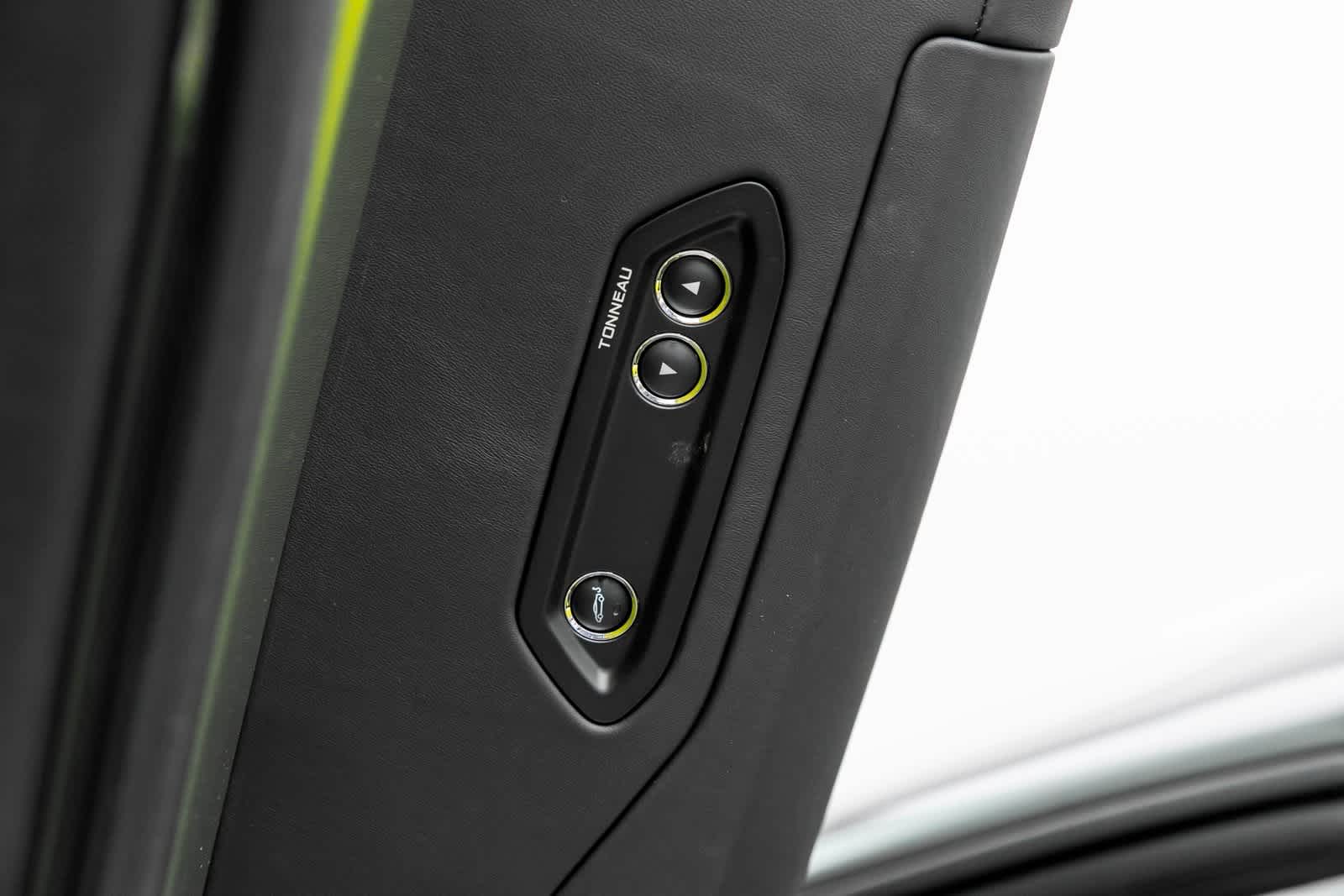 2025 McLaren Artura Spider