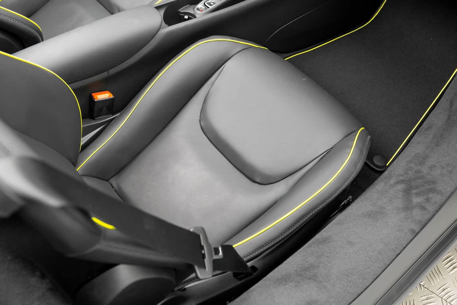 2025 McLaren Artura Spider