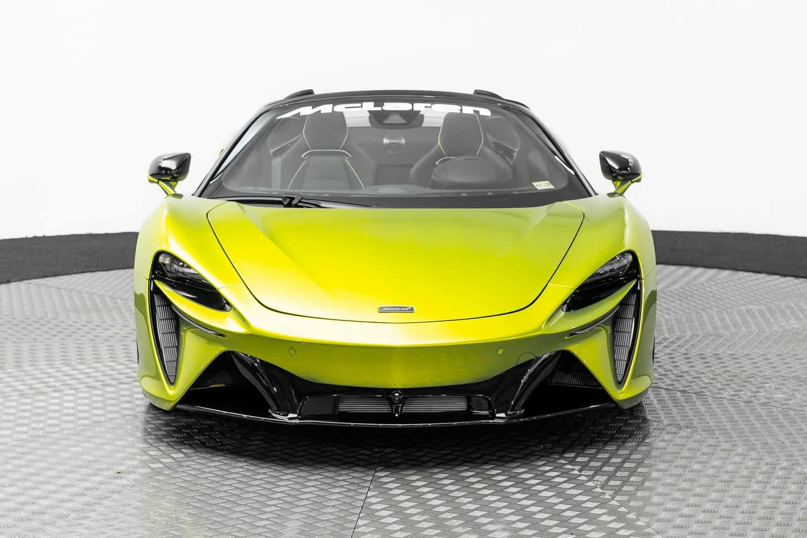 2025 McLaren Artura Spider