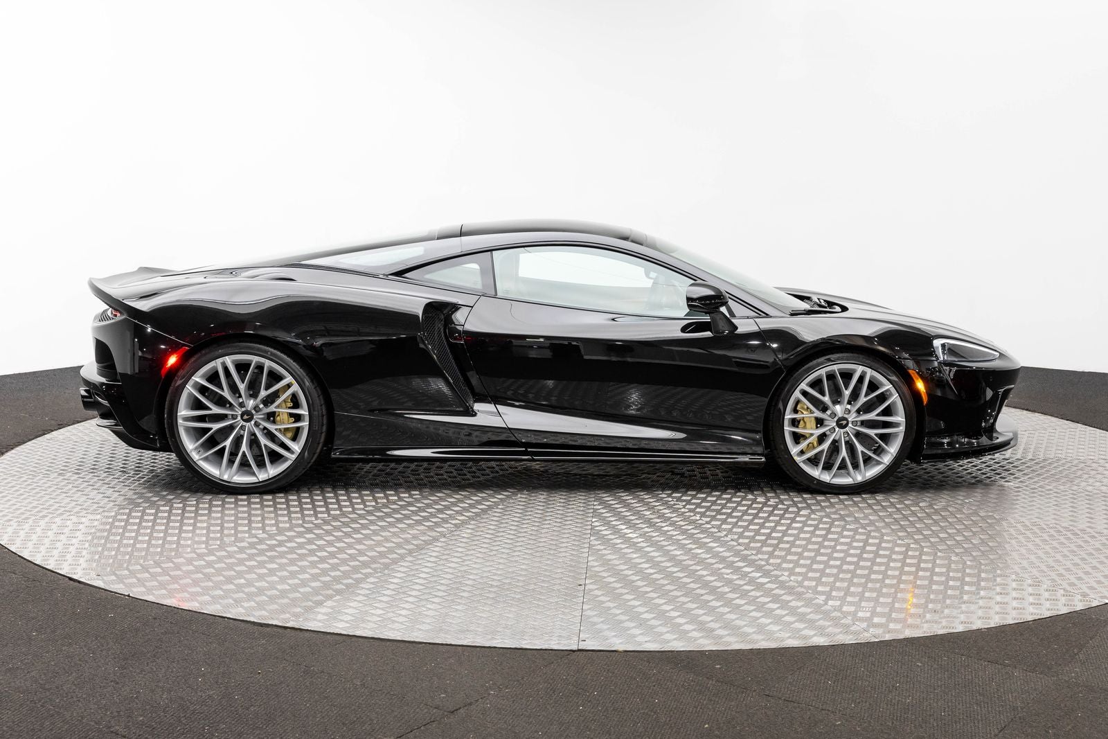 2026 McLaren GTS Coupe