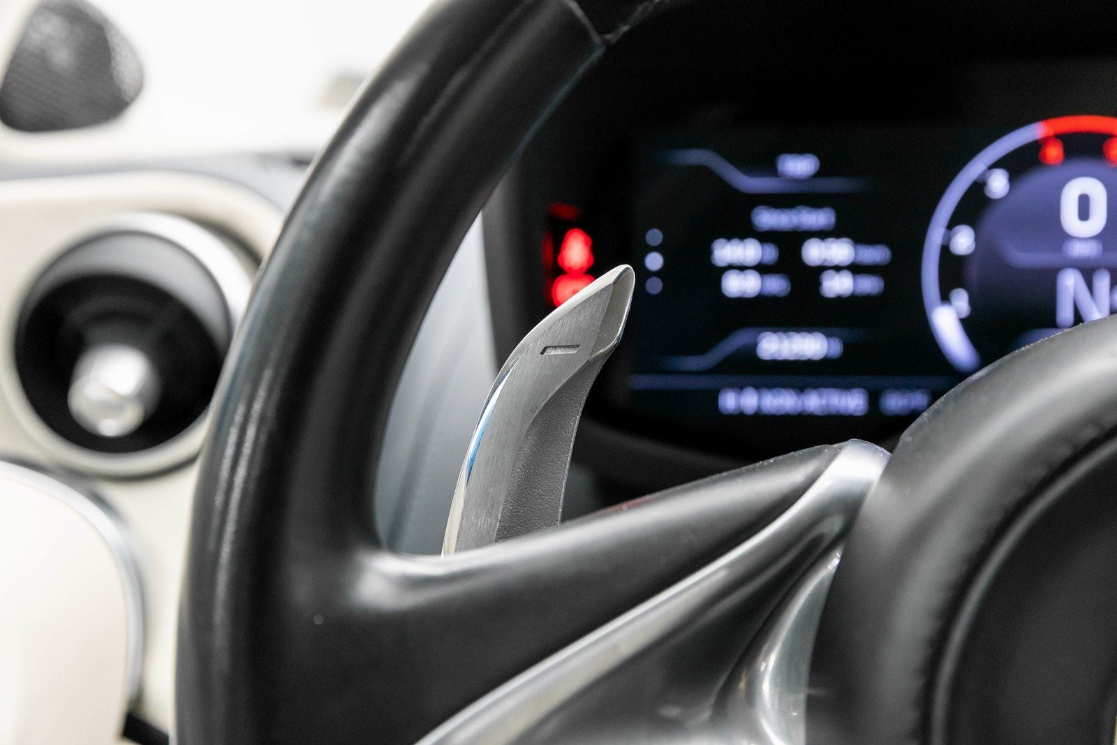 2020 McLaren GT Coupe