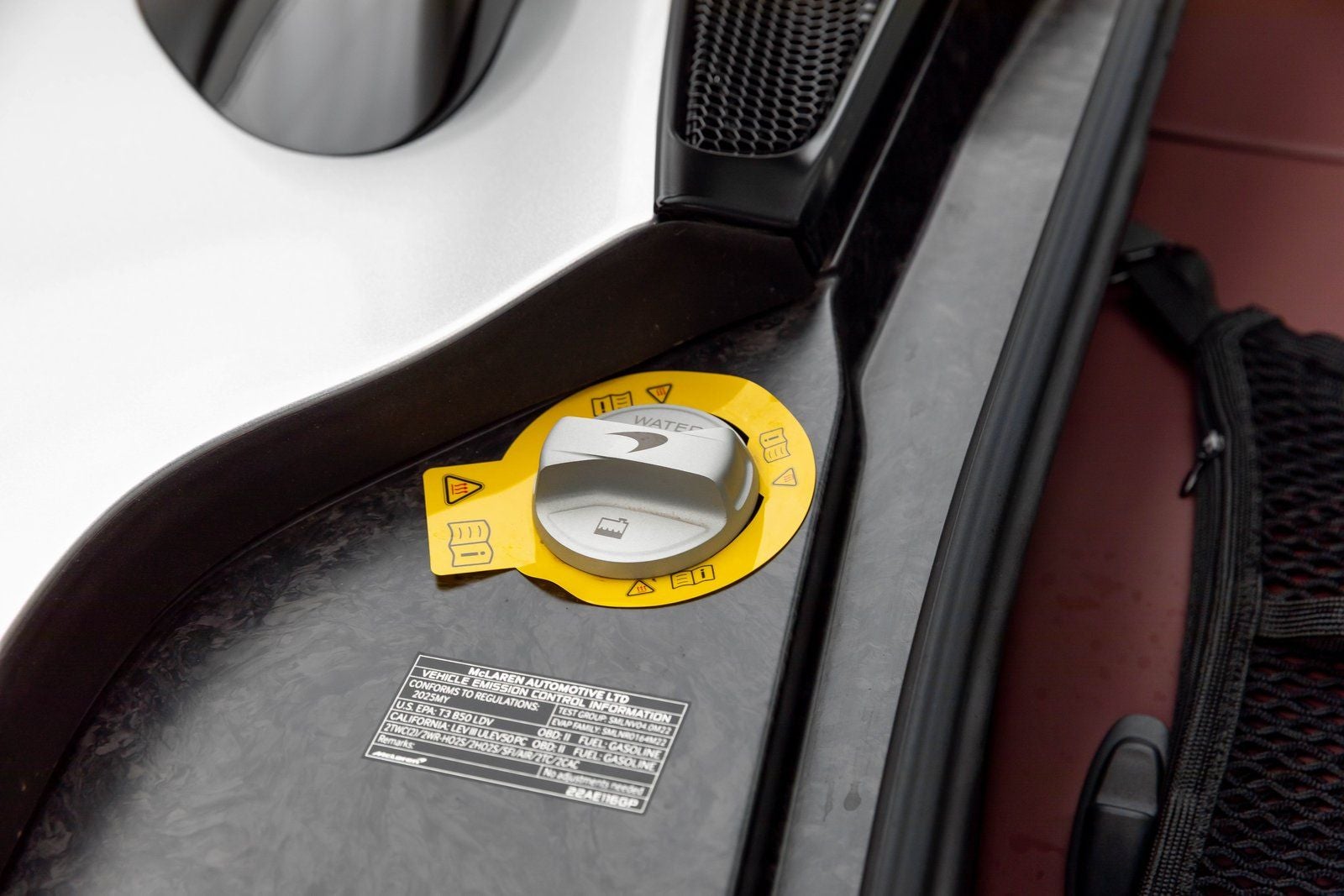 2025 McLaren GTS Coupe