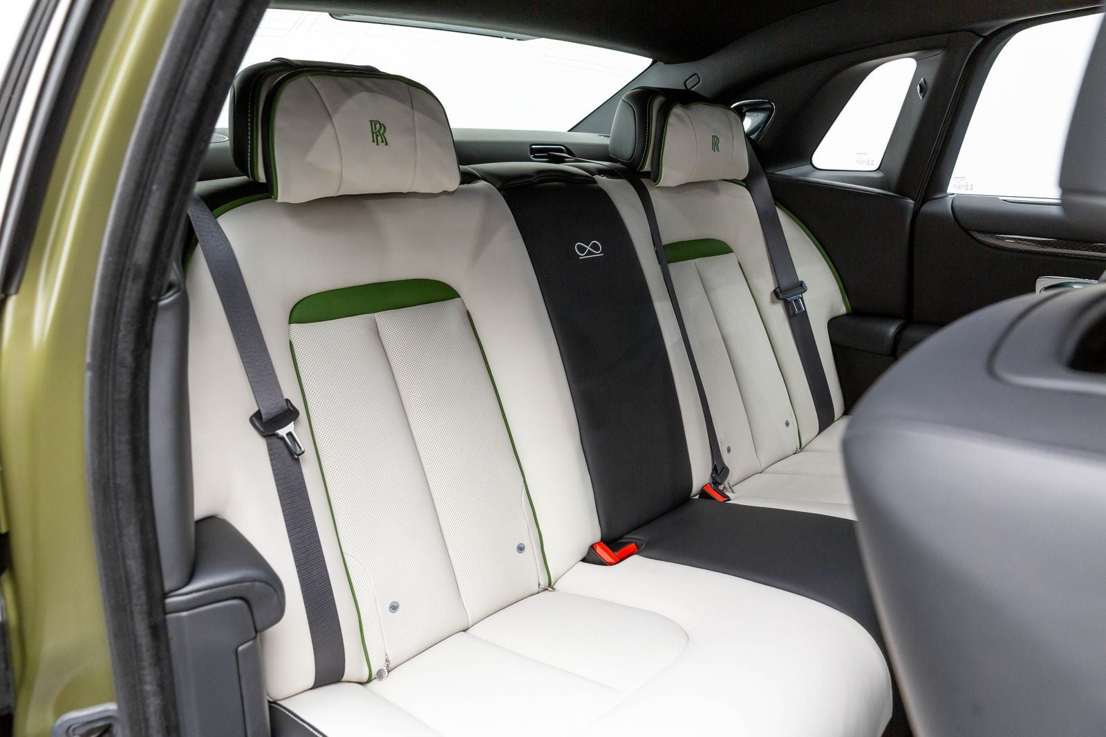 2025 Rolls-Royce Ghost Black Badge