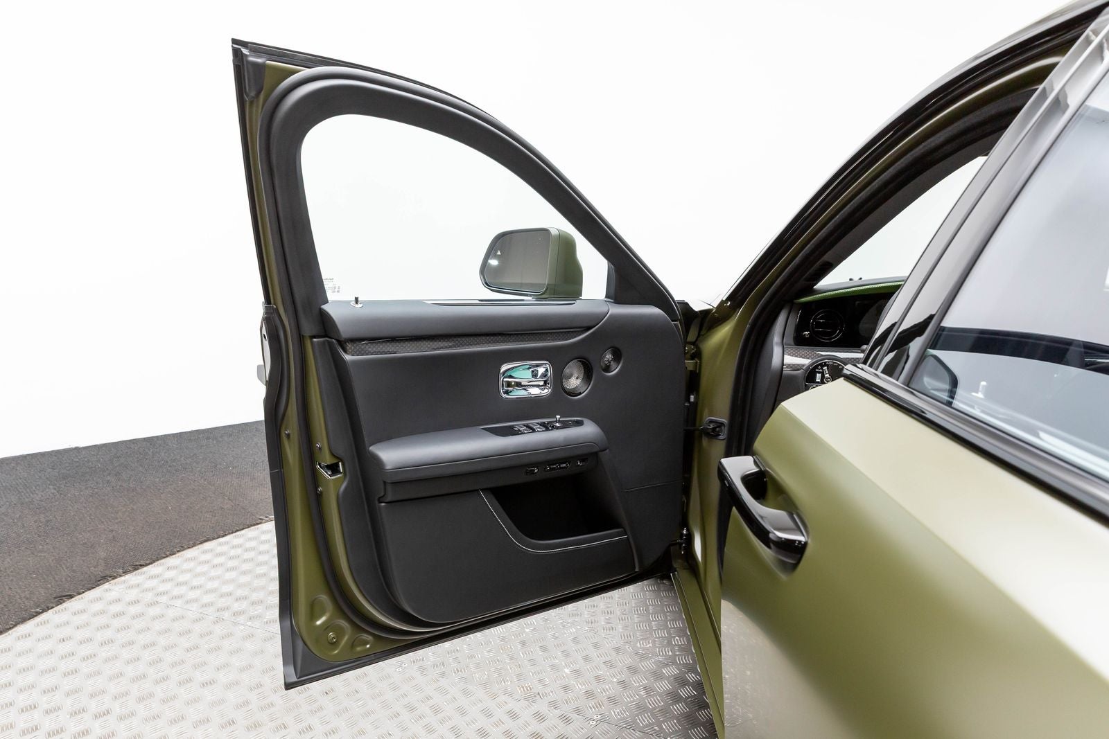 2025 Rolls-Royce Ghost Black Badge