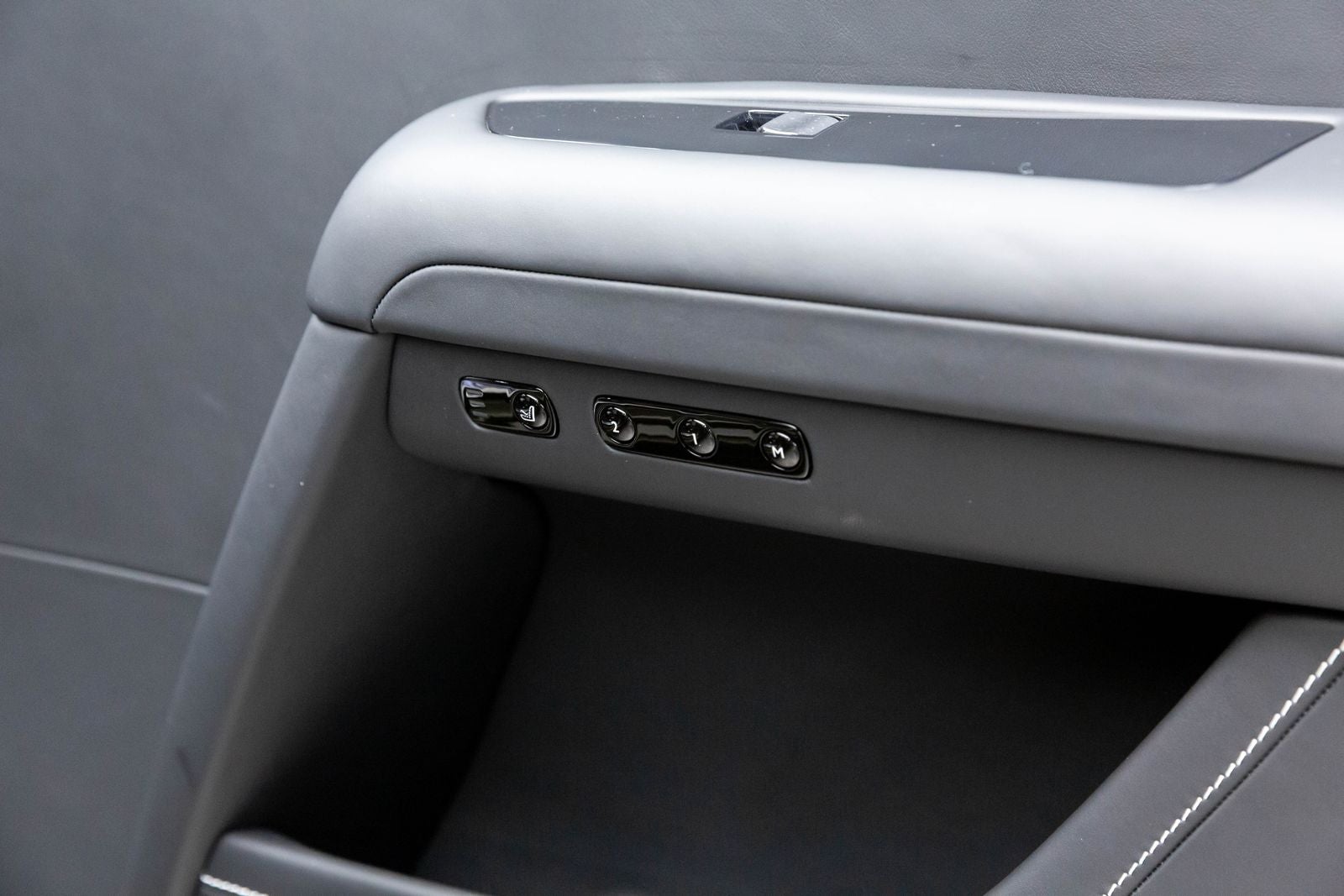 2025 Rolls-Royce Ghost Black Badge