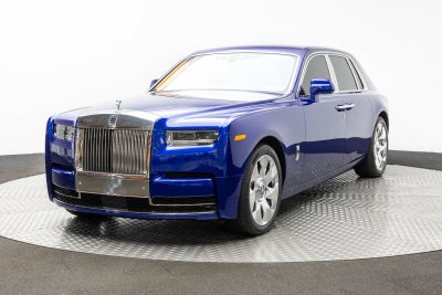 2023 Rolls-Royce Phantom Sedan