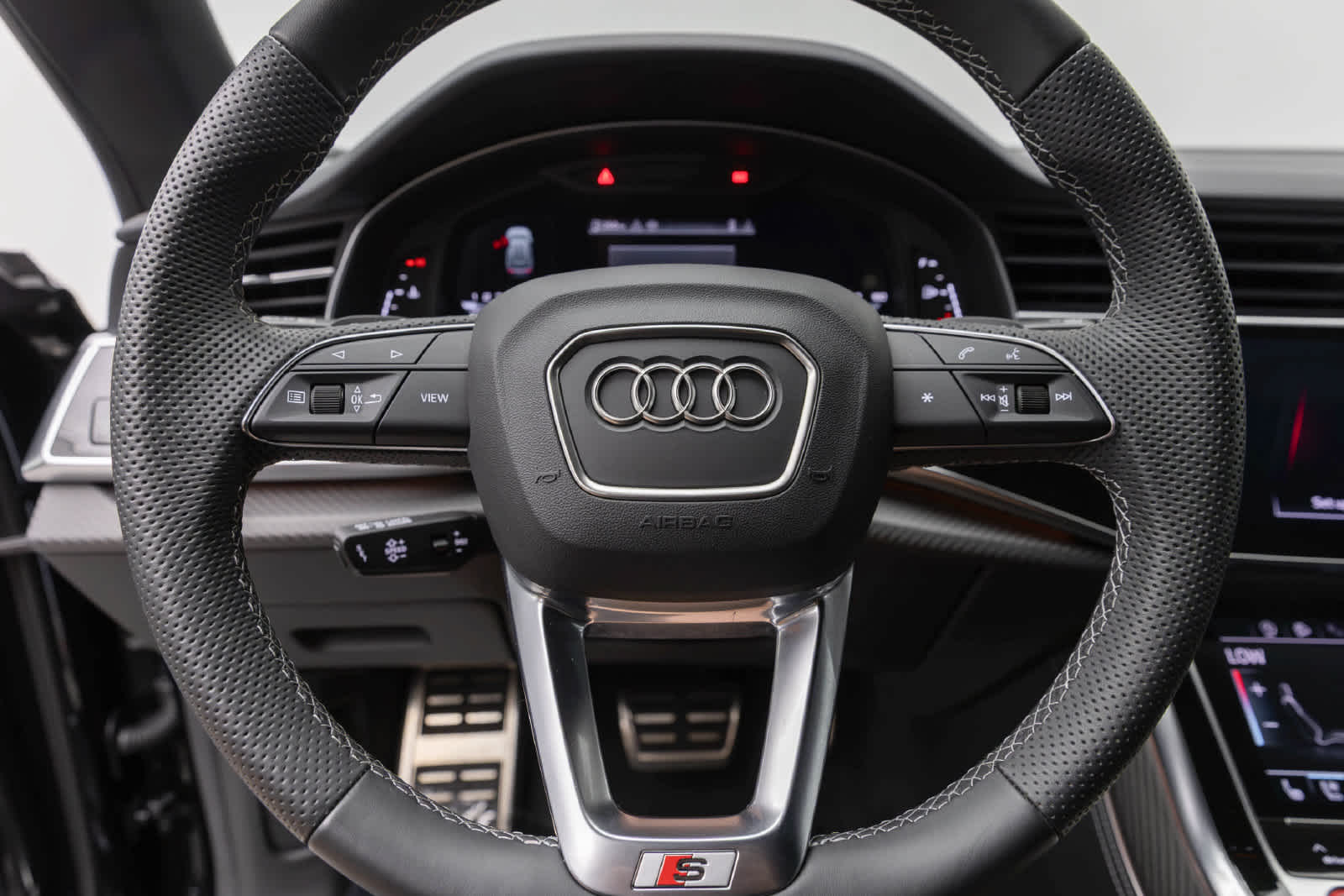 2024 Audi SQ8 Prestige