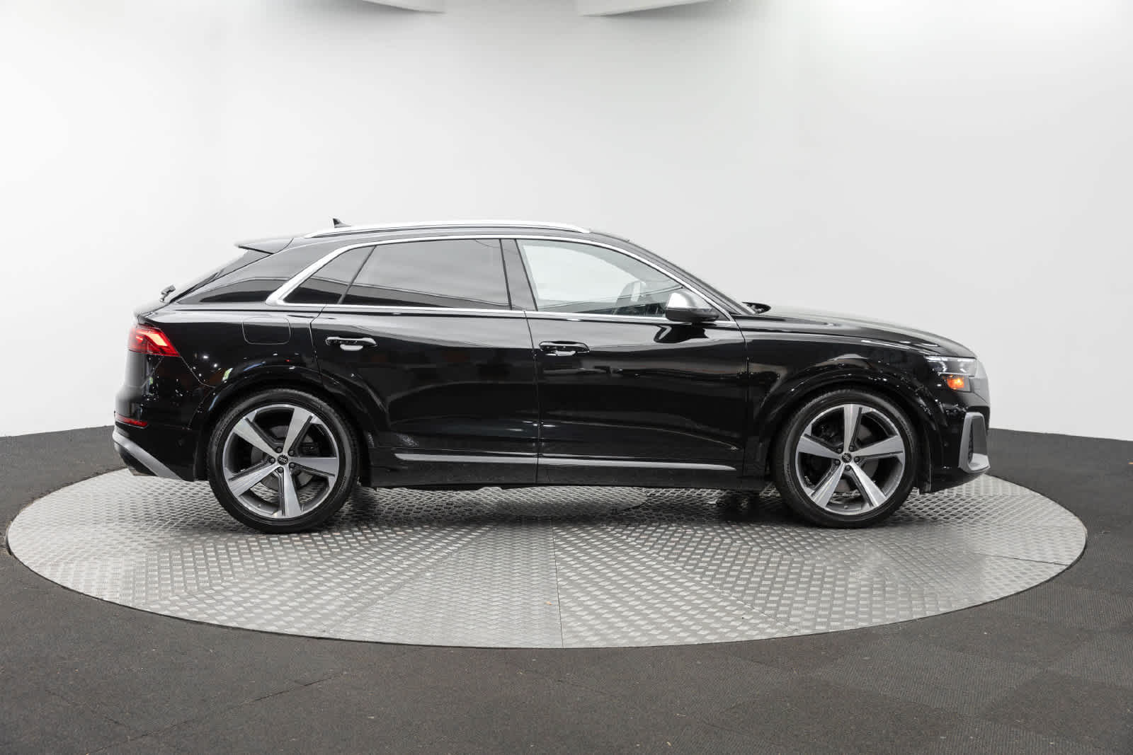 2024 Audi SQ8 Prestige