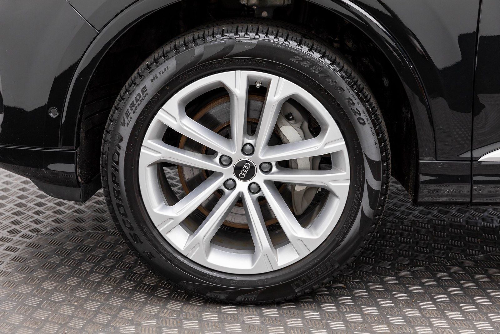 2025 Audi Q7 Premium Plus