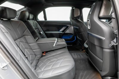 2024 BMW 7 Series 760i xDrive