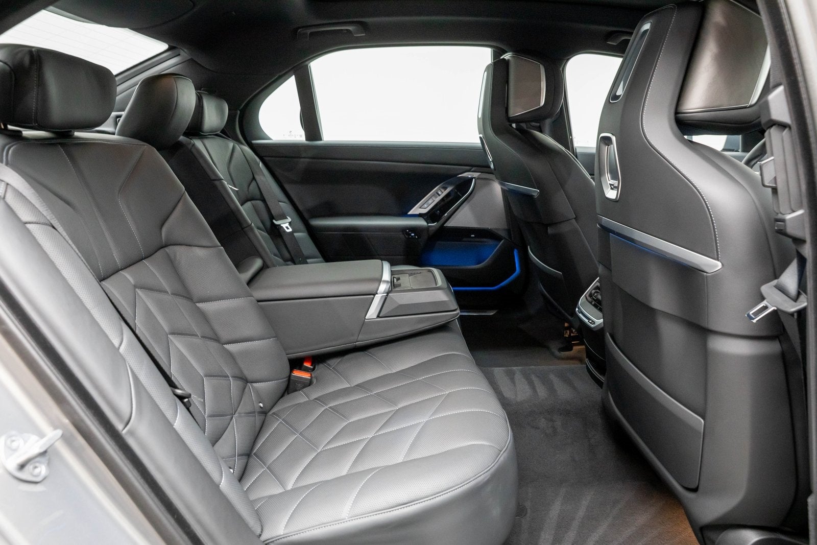 2024 BMW 7 Series 760i xDrive