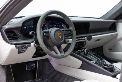 2024 Porsche 911 Carrera GTS