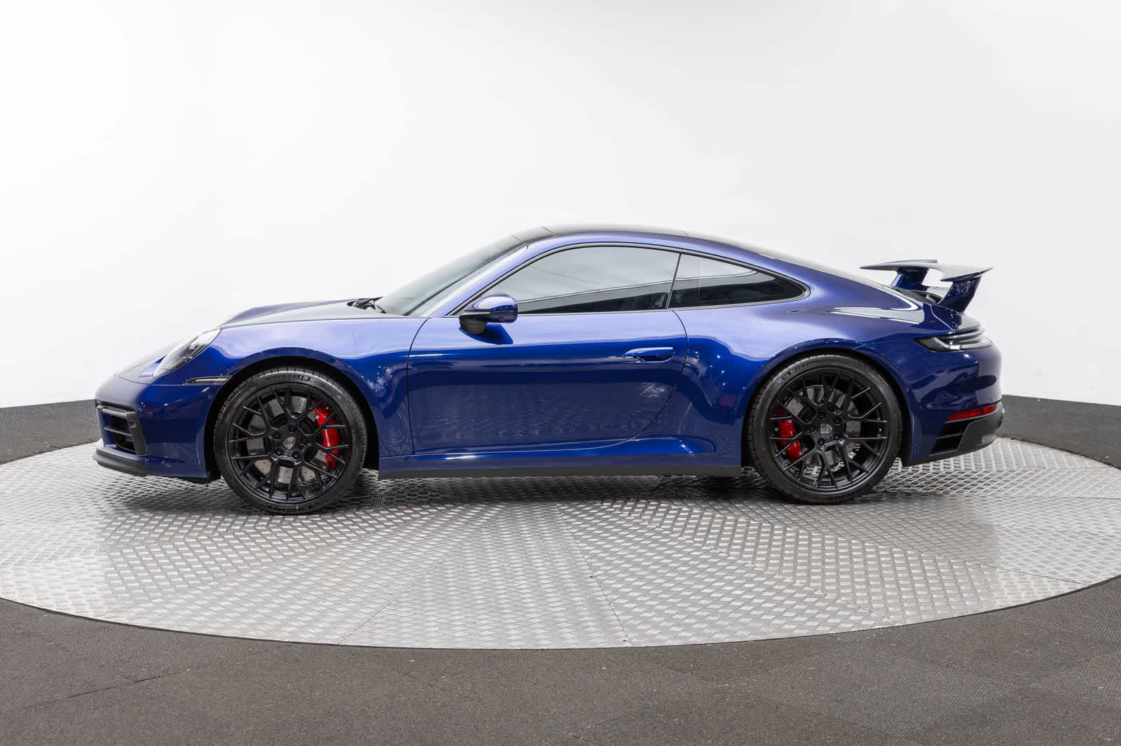 2024 Porsche 911 Carrera GTS