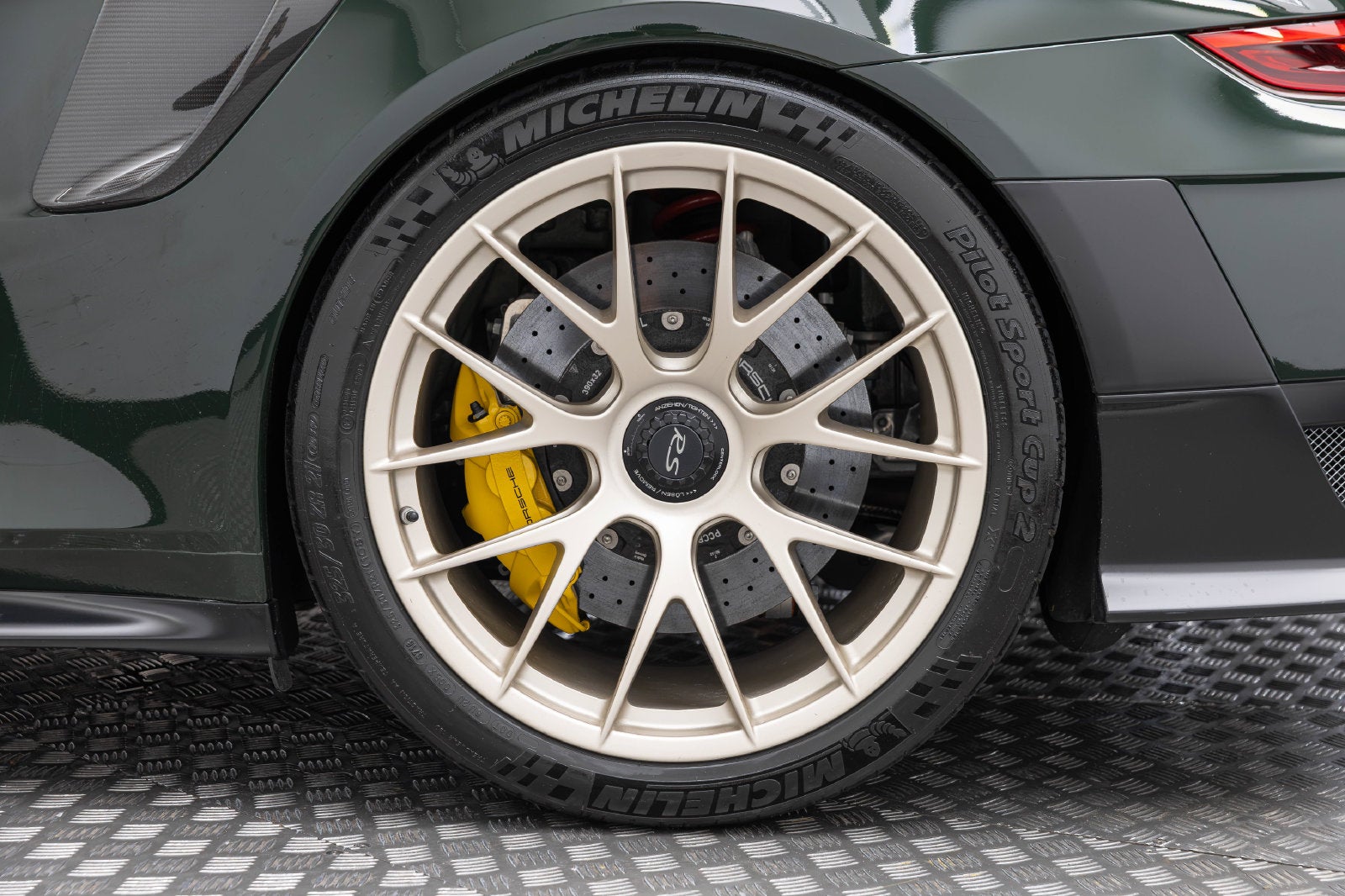 2018 Porsche 911 GT2 RS