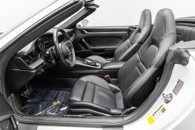 2020 Porsche 911 Carrera