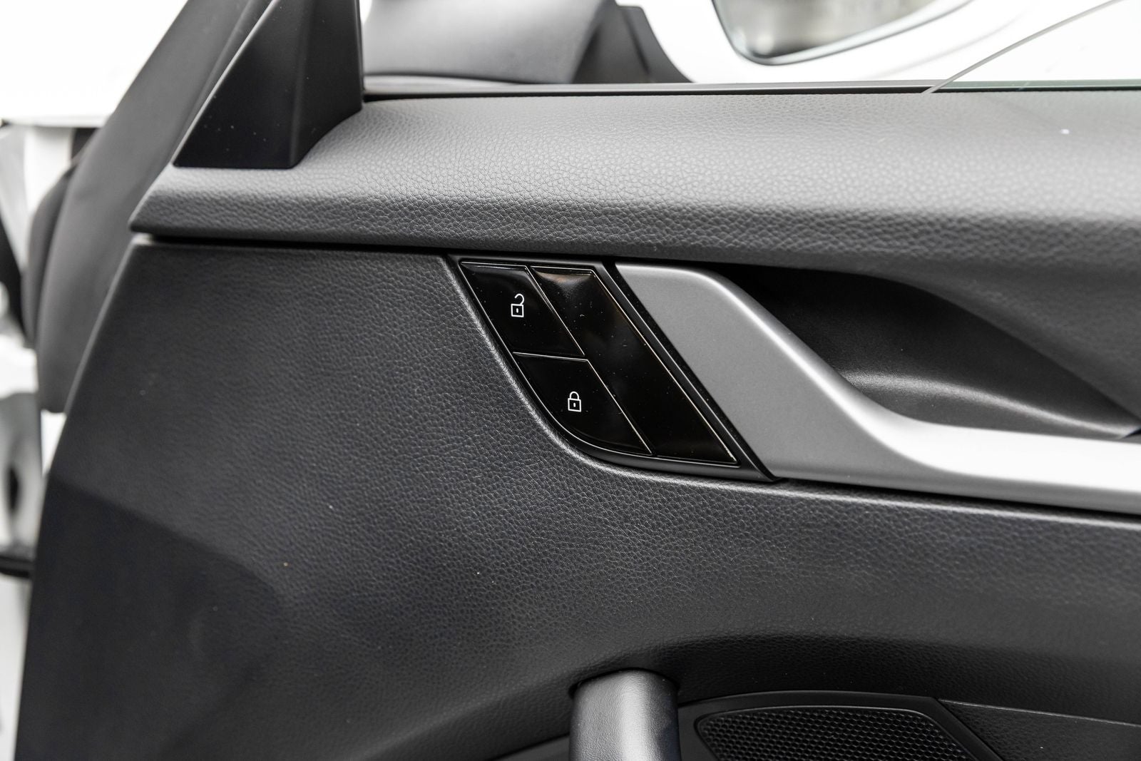 2020 Porsche 911 Carrera