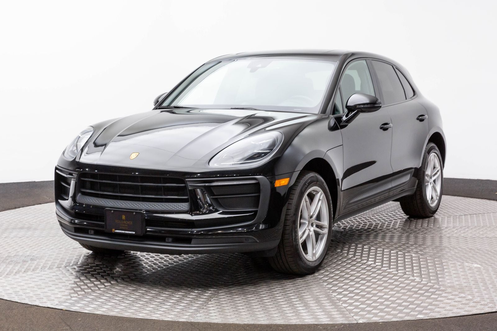 2022 Porsche Macan AWD