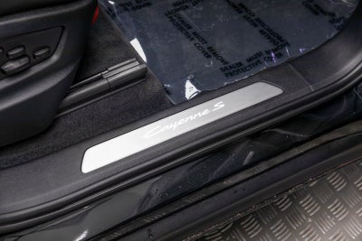 2024 Porsche Cayenne S E-Hybrid